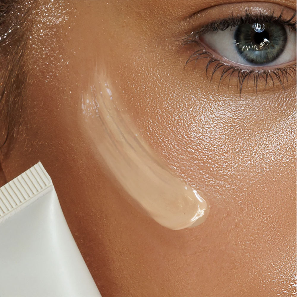 SPF 50 Tinted Moisturiser - Image 3